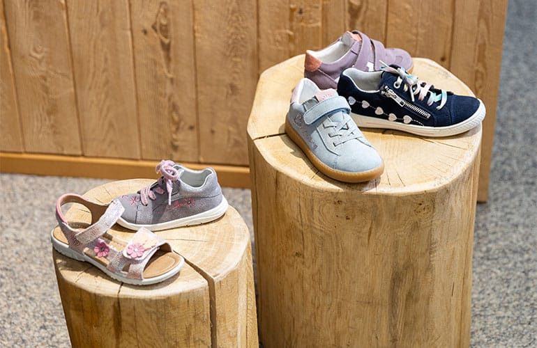 schuhprodukte_fruehlingskollektion_2026_slide_0005_s35