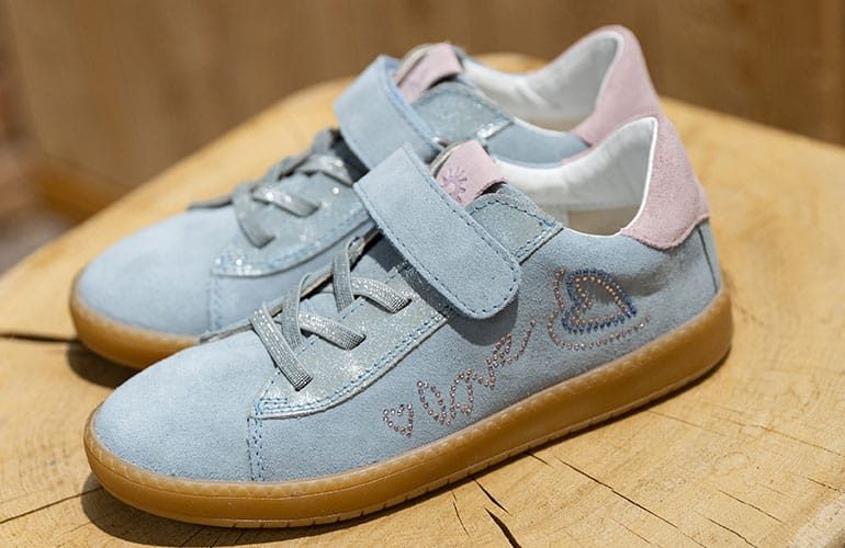 schuhprodukte_fruehlingskollektion_2026_slide_0013_s27