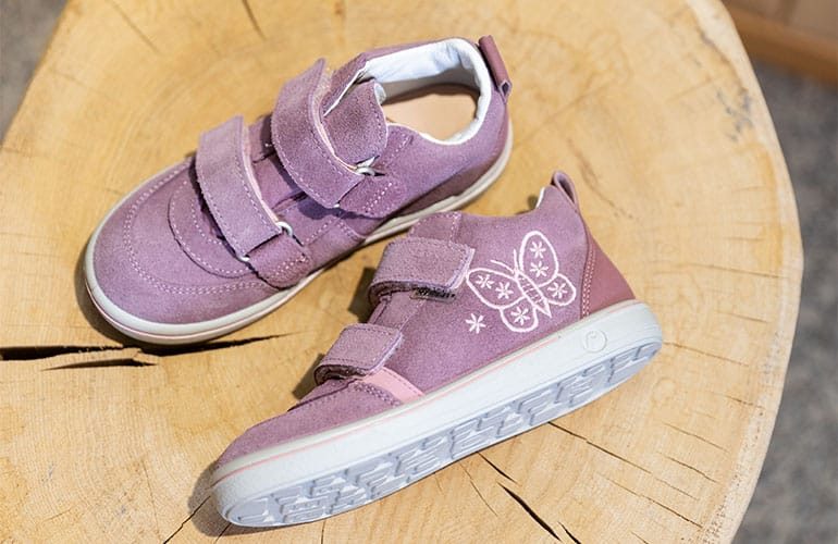 schuhprodukte_fruehlingskollektion_2026_slide_0015_s25