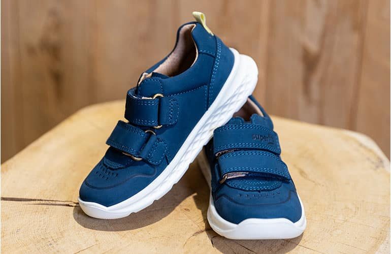 schuhprodukte_fruehlingskollektion_2026_slide_0017_s23